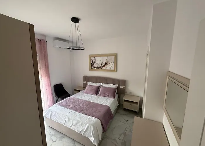 公寓 Modern In Fier, Albania *